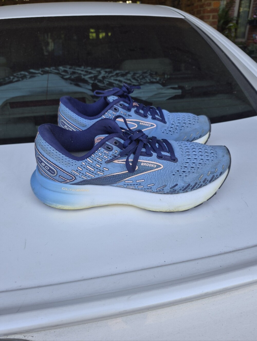 Brooks Women's Light Blue and Purple Glycerin Running Shoe - Picture 10 of 11